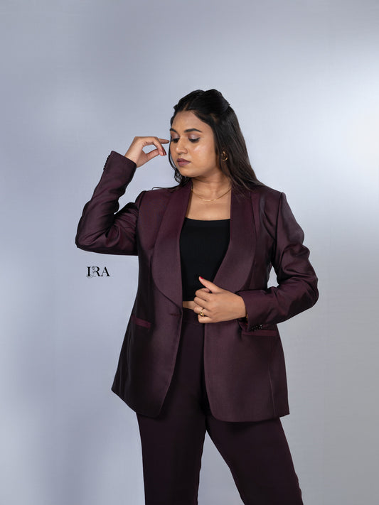 Radiant Red Blazer – A Luxurious Touch of Elegance and Shine