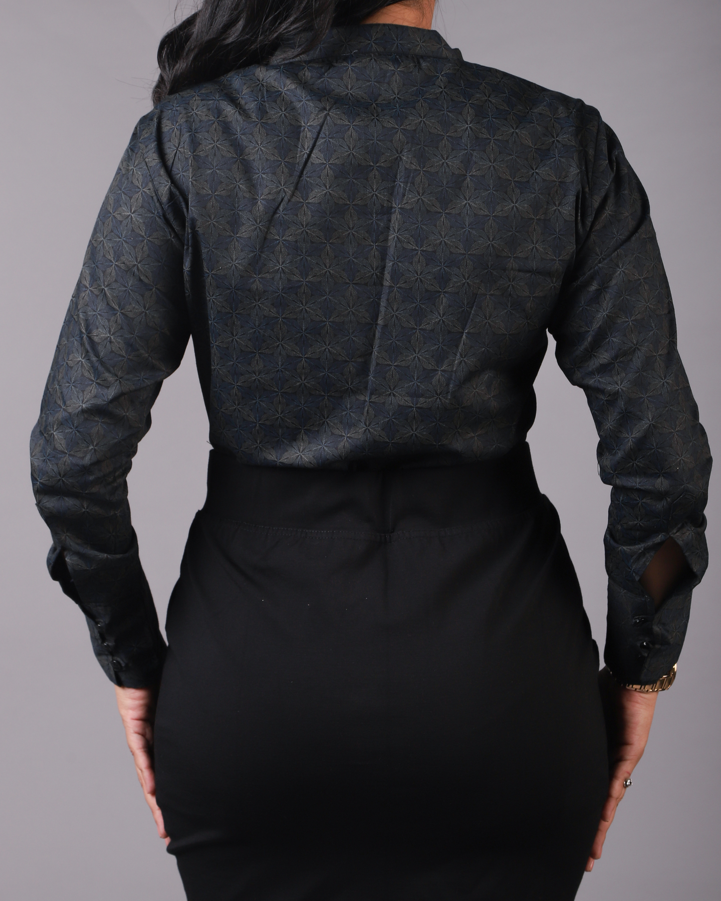 Tradition-Twist Shirt