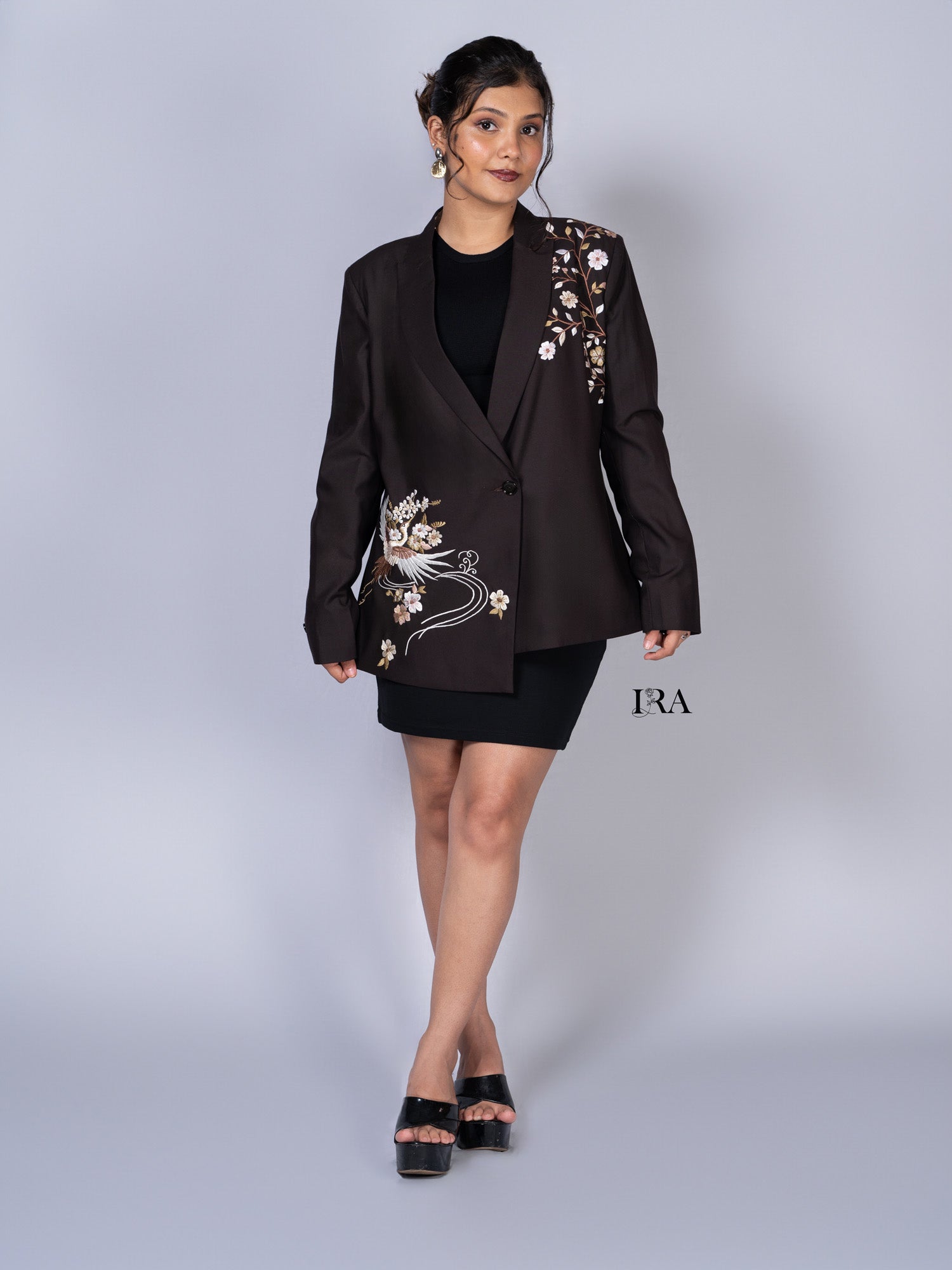 Bird and Bloom Blazer – A Beautiful Fusion of Nature and Elegance