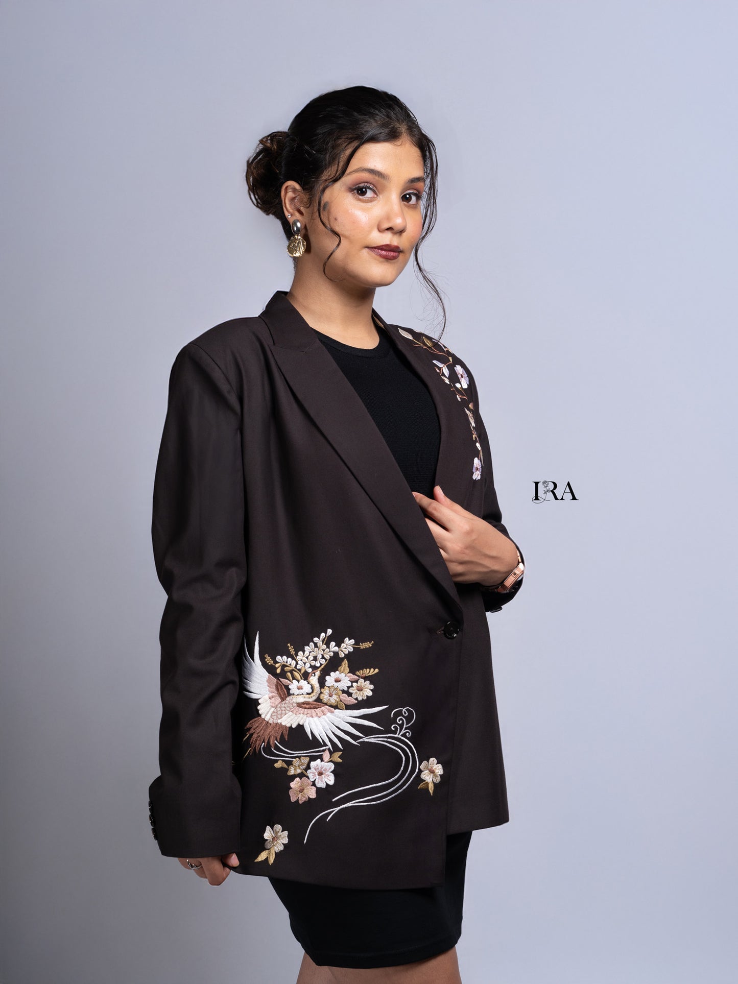 Bird and Bloom Blazer – A Beautiful Fusion of Nature and Elegance