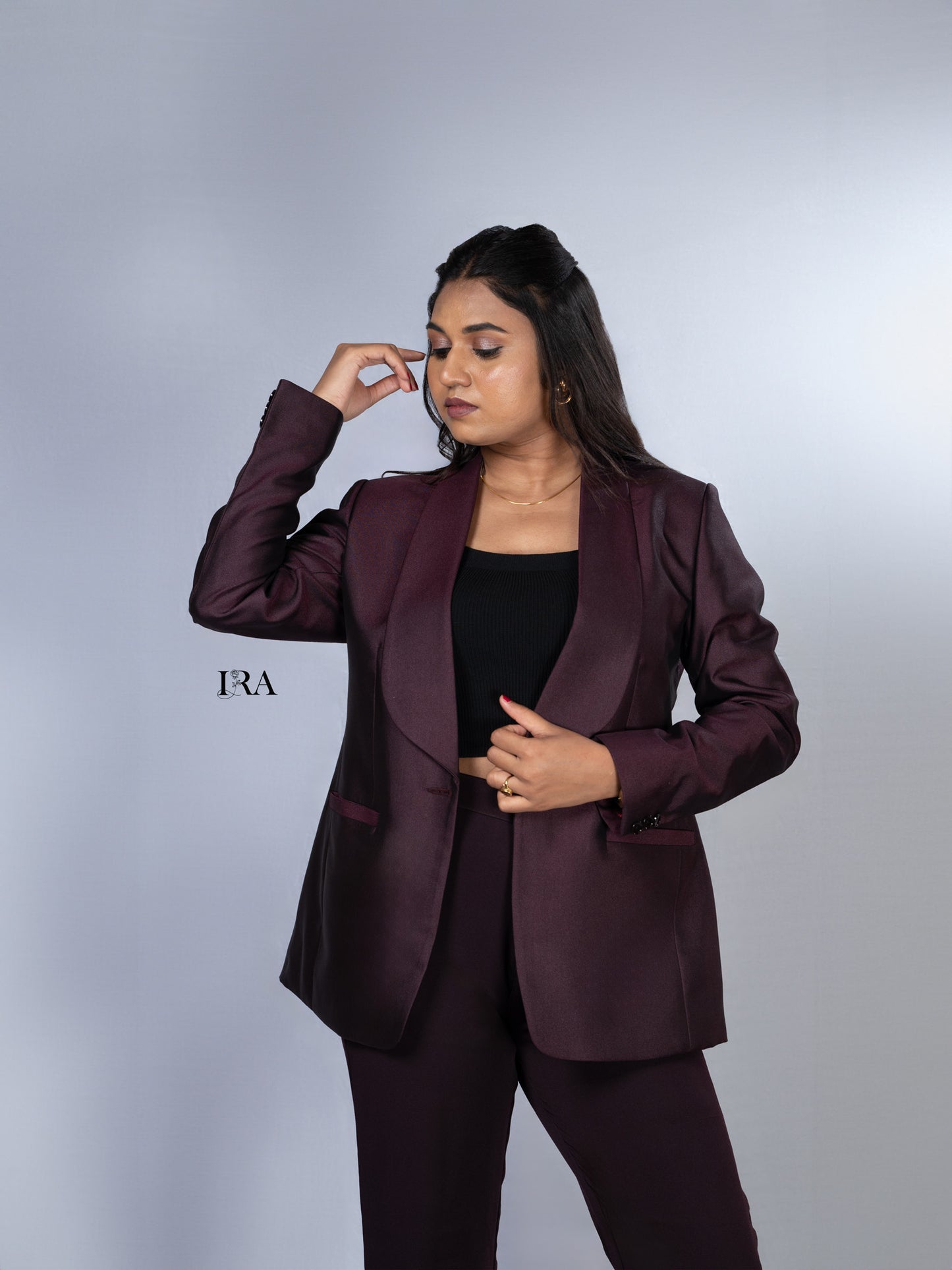 Radiant Red Blazer – A Luxurious Touch of Elegance and Shine