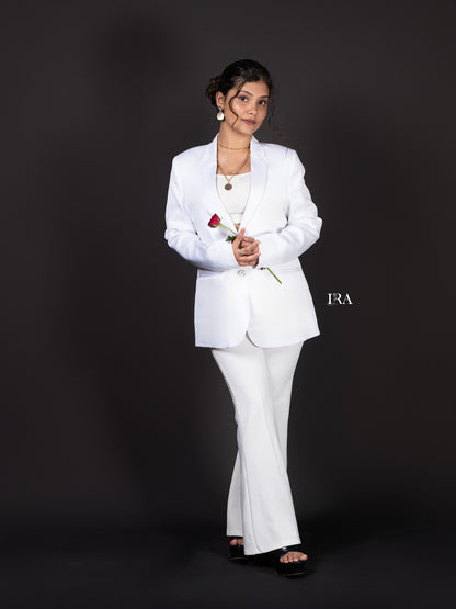 Classic White Blazer – Clean, Elegant, and Effortlessly Chic